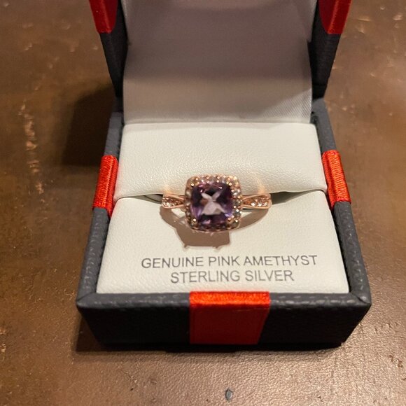 Women's 14K Gold Over Sterling Silver Pink Amethyst & White Saphire Ring Size 7 - Picture 2 of 2